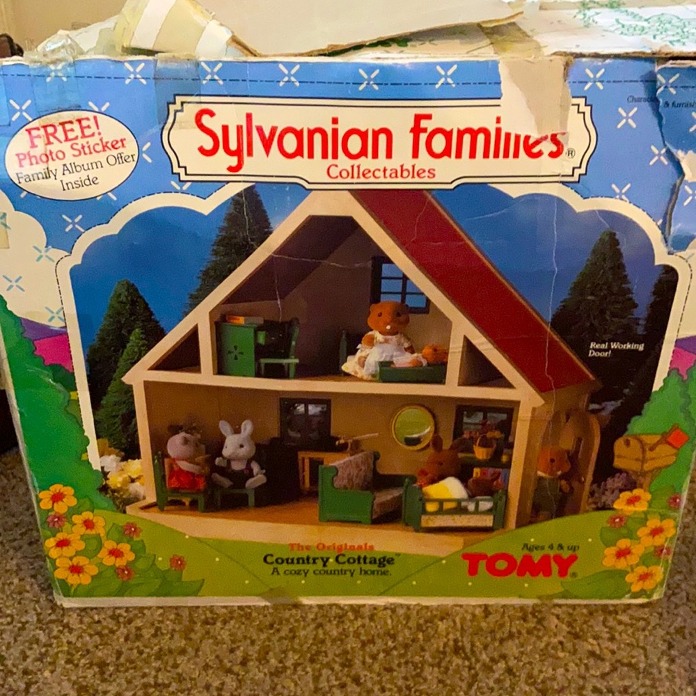 1980’s Sylvanian Families /Calico Critters house +